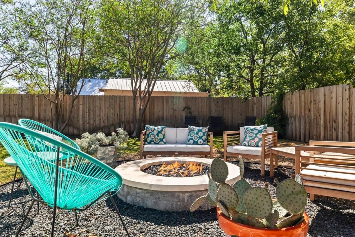 فيلا Orange You Glad Firepit Large Backyard فريدريكسبيرغ المظهر الخارجي الصورة